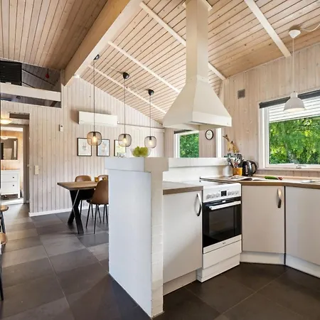 펜션 Jorinde - 1km From The Sea By Interhome *